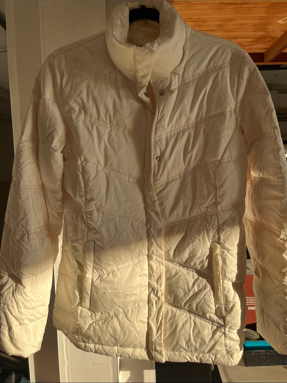 New York & Company Cream Quilted Puffer Jacket